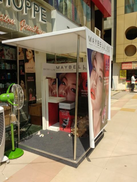 Maybelline_Festival_Instore activation_Gujarat